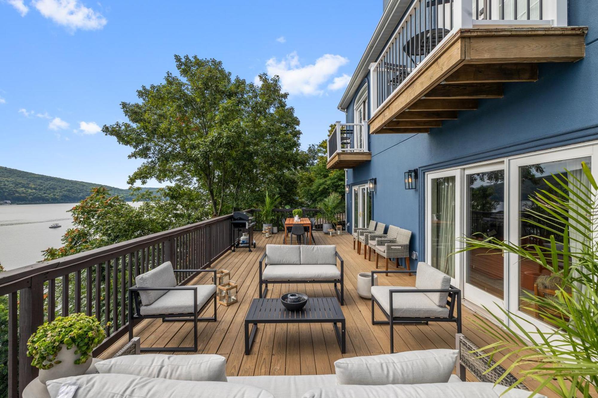 Lakeview House - Hot Tub - Firepit - Stunning Views - Spacious Deck - Cozy Living Room - Bar Greenwood Lake Exterior photo